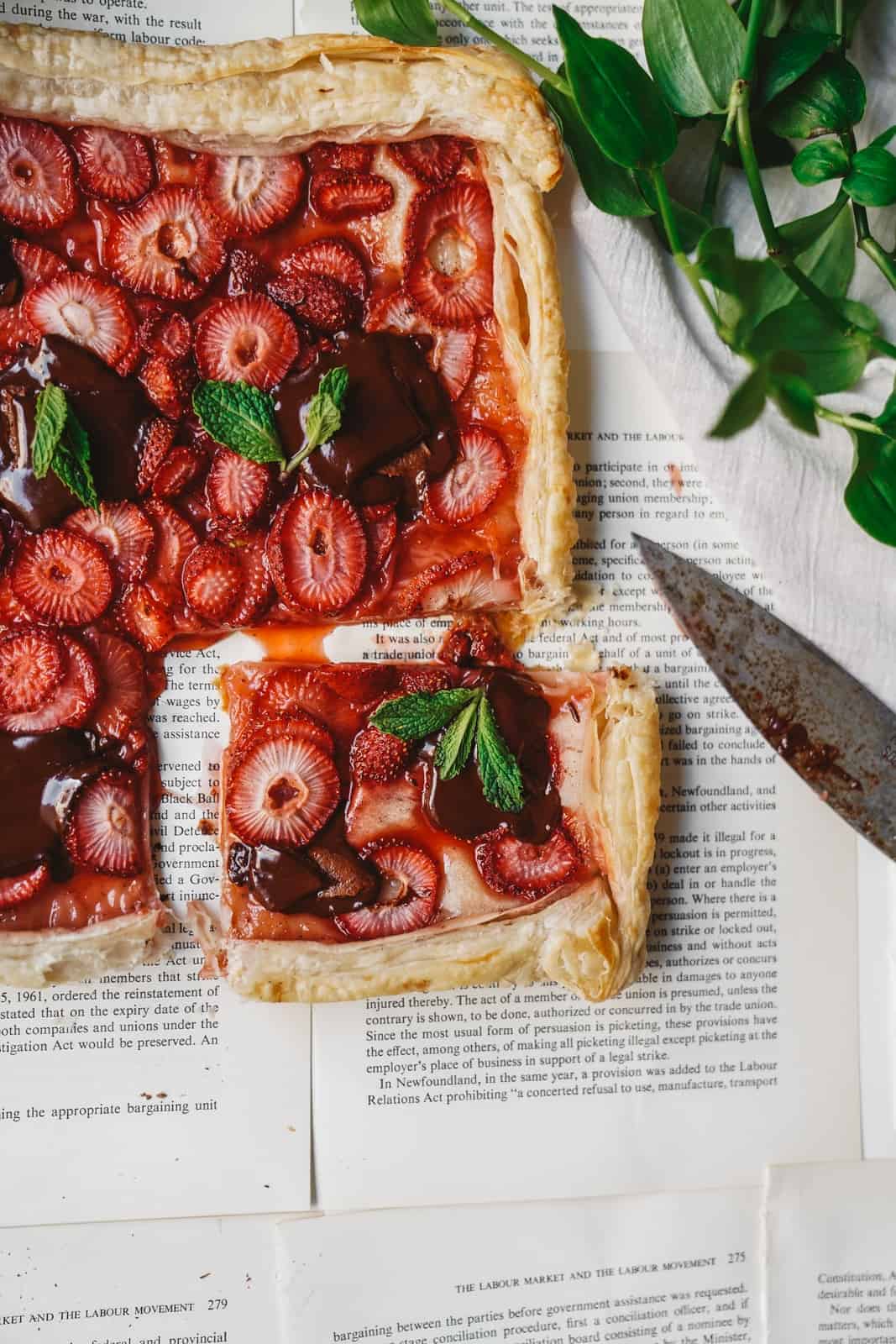 Seasonal Rustic Berry Tart: Prevent Soggy Crusts for Perfect Flavor